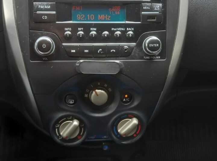 NISSAN MARCH 1.6 SV
