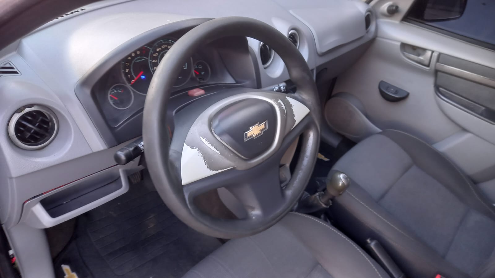 GM PRISMA LT 1.4 2012