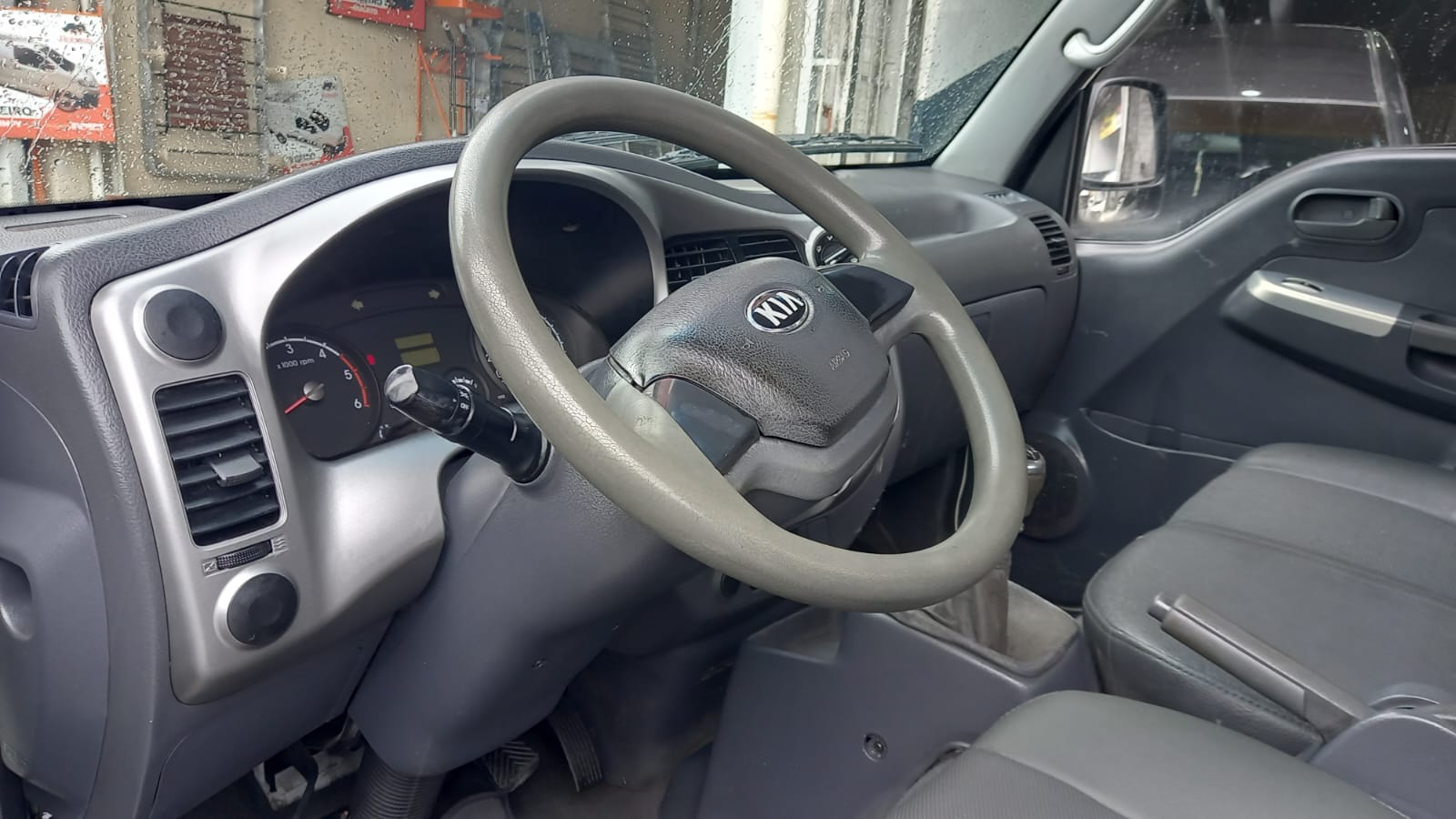 Kia Bongo 2.5 Std Rs Sem Carroceria K785