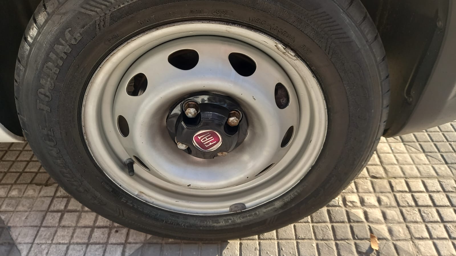 VEICULO IMPECAVEL LAUDO CAUTELAR APROVADO PRONTA PARA TRABALHAR REVISADA ACEITO TROCA E FINANCIO ATE 60X S/ENTRADA E CARTAO 24X